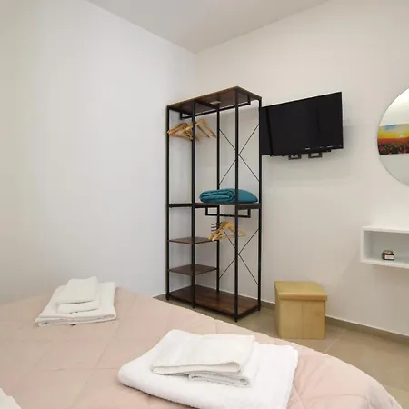 1 Bedroom Amazing Apartment In Capaci * Capaci